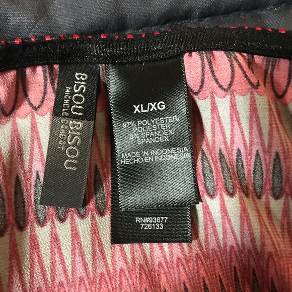 Holiday Halter-Top - Picture 4 of 5